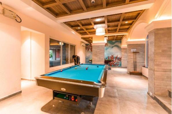 Good Stay Pool View Stylish Studio Apartment,6Km From Airport, 307 达波林 外观 照片