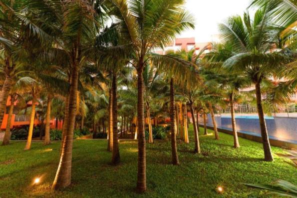 Good Stay Pool View Stylish Studio Apartment,6Km From Airport, 307 达波林 外观 照片