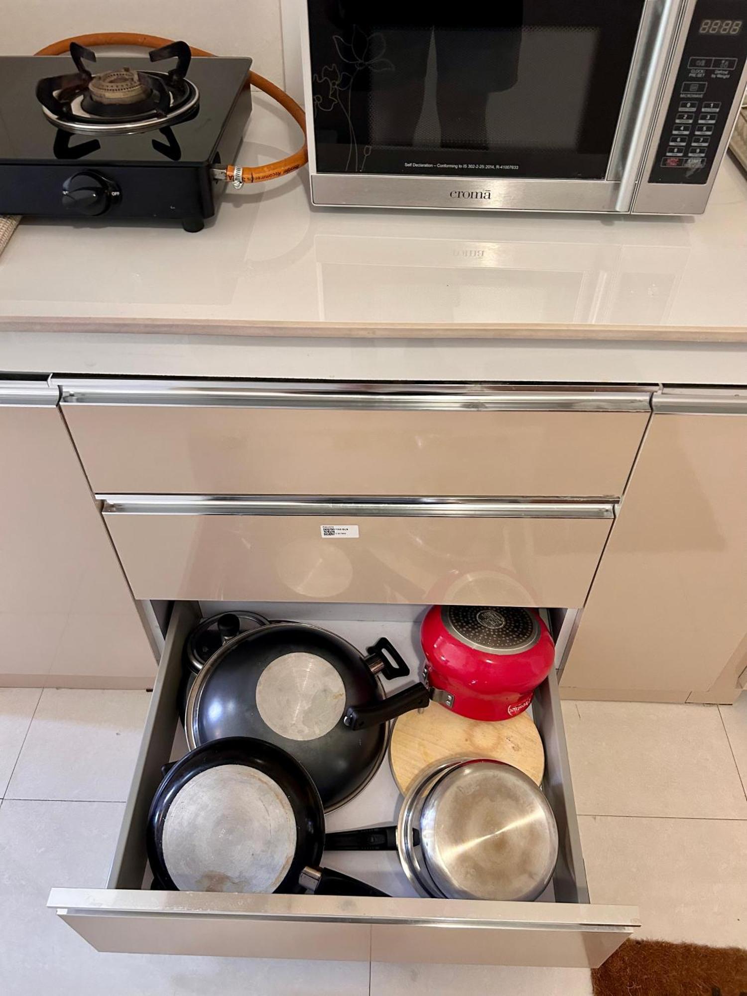 Good Stay Pool View Stylish Studio Apartment,6Km From Airport, 307 达波林 外观 照片